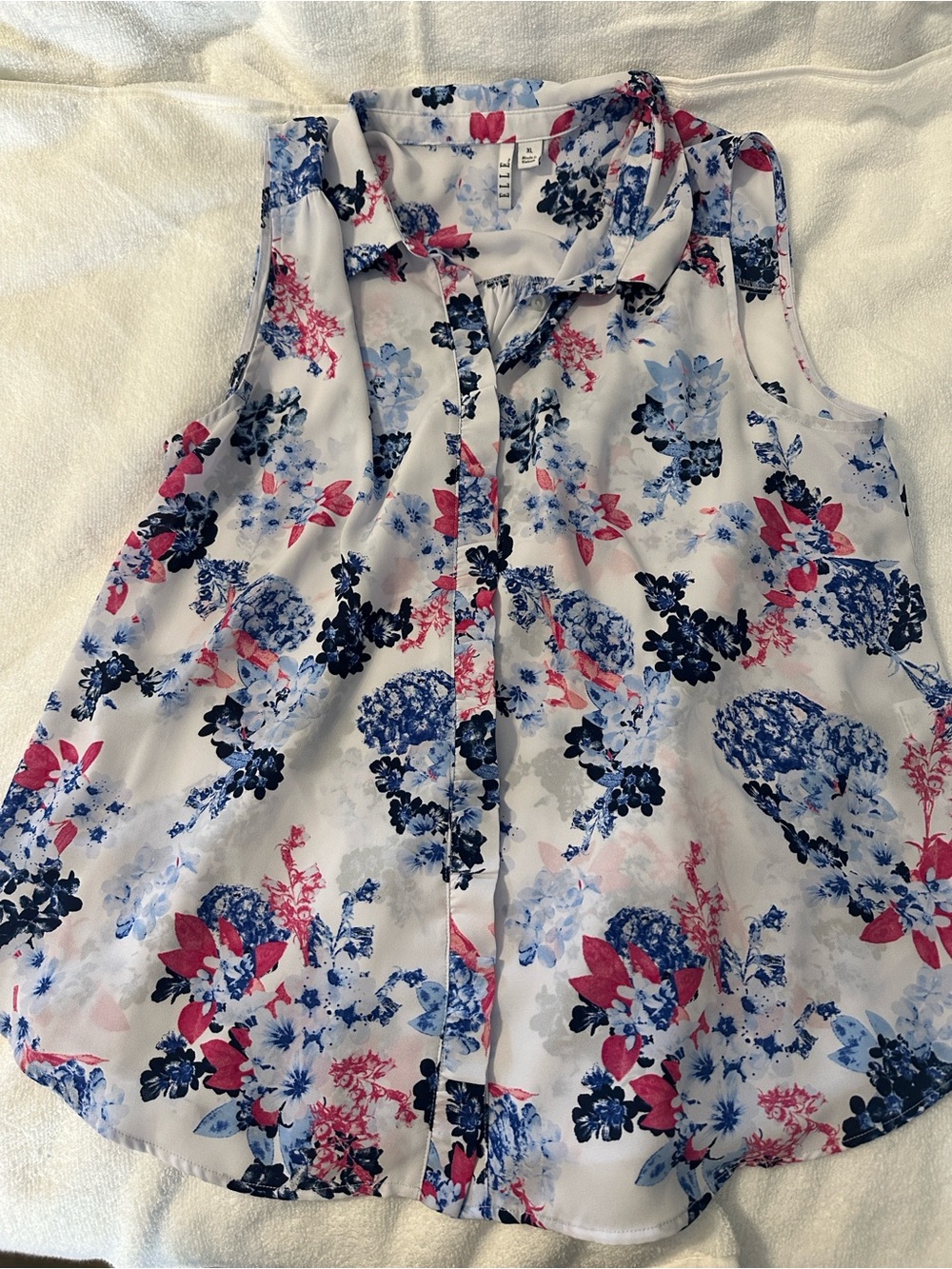 Elle White Floral Sleeveless Collared Camisole with Blue and Pink Print